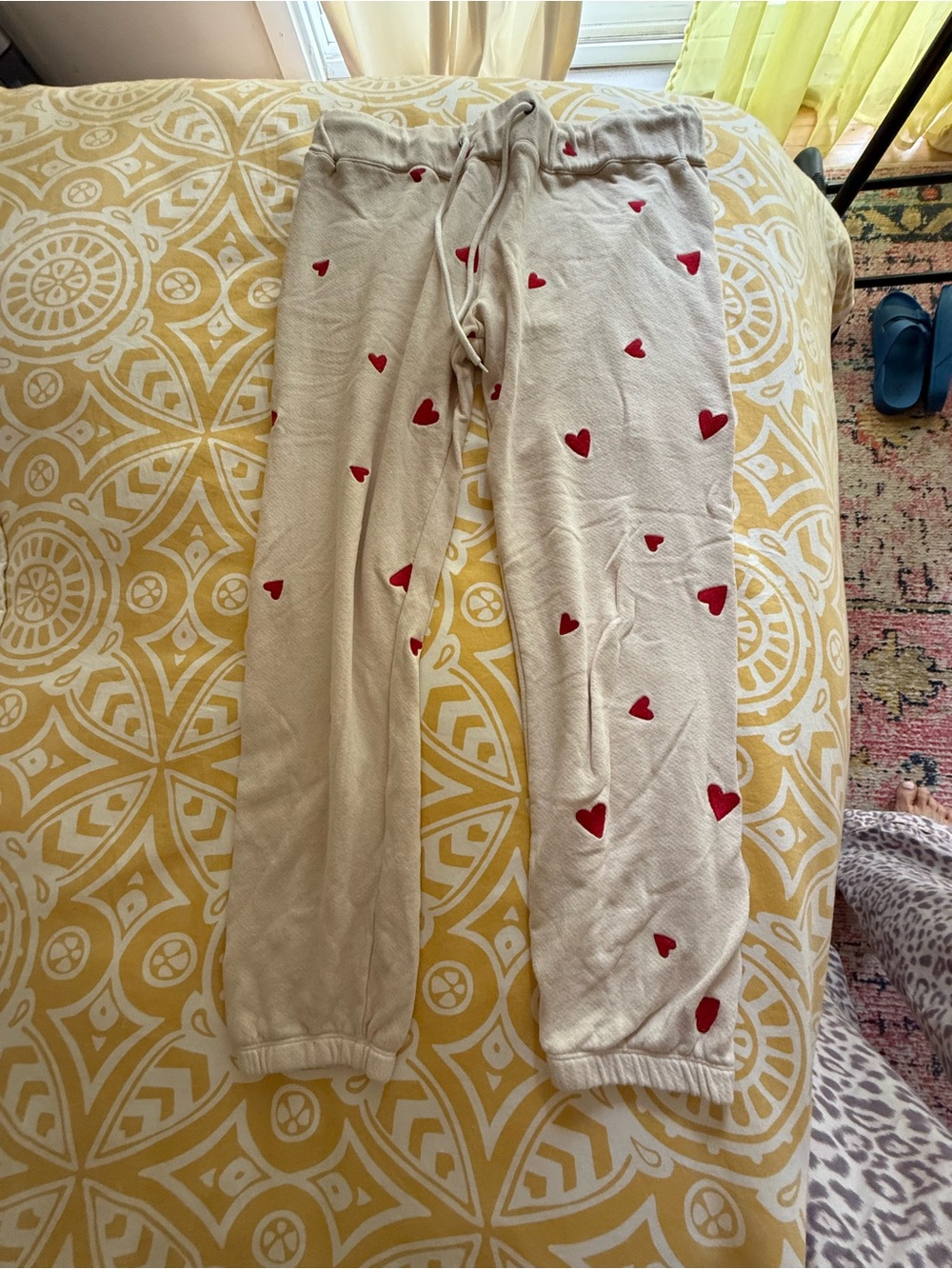 Monrow Cream Sweatpants with Red Heart Print